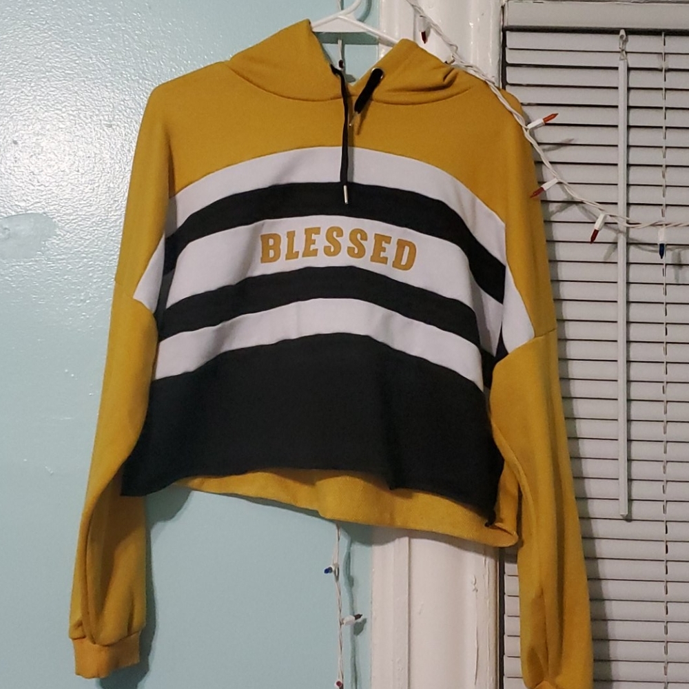 Yellow hoddie